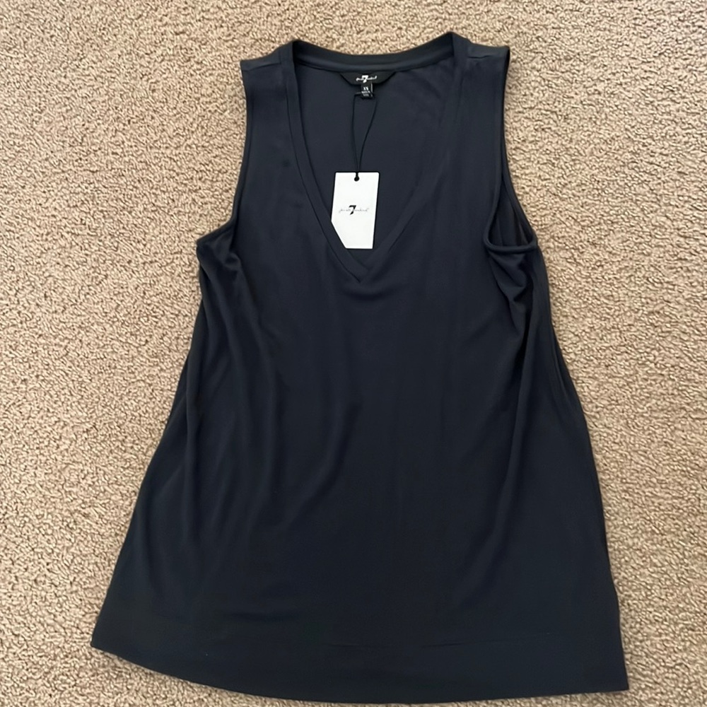 NWT Super soft V-Neck tank!